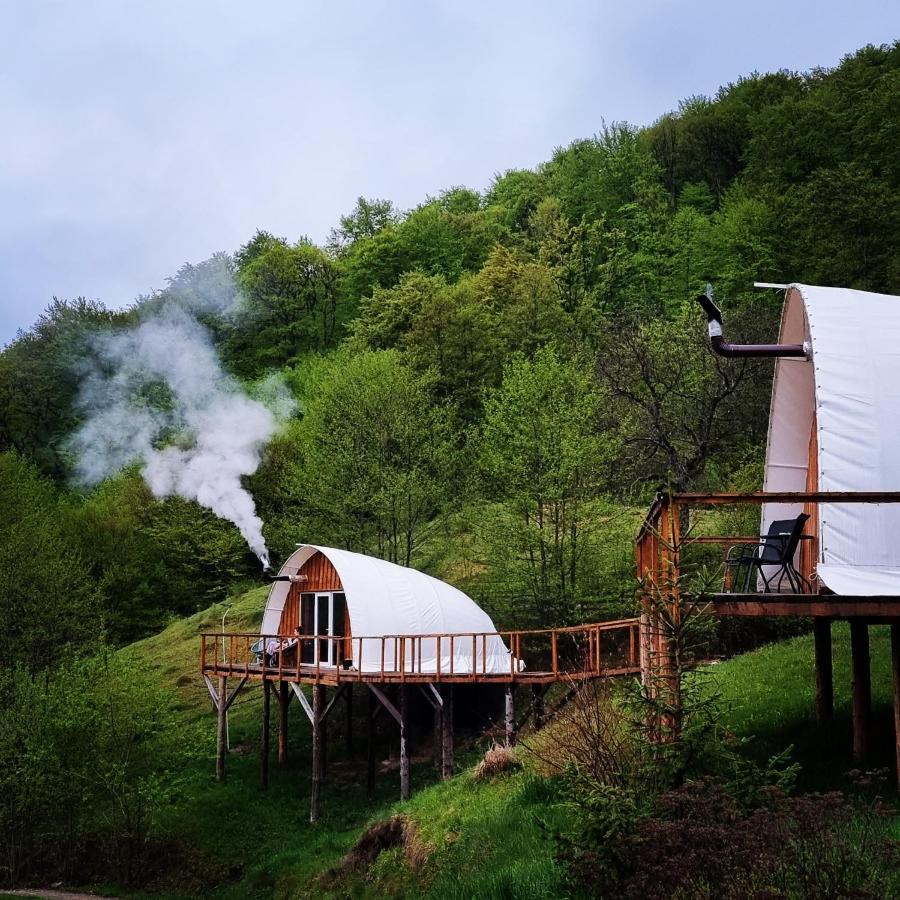 Sunrise Glamping Retreat Hotel Galesu Bagian luar foto