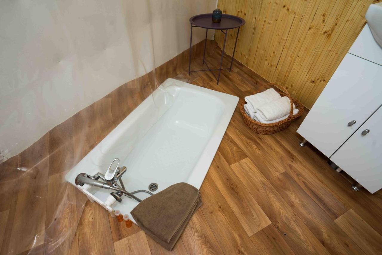 Sunrise Glamping Retreat Hotel Galesu Bagian luar foto