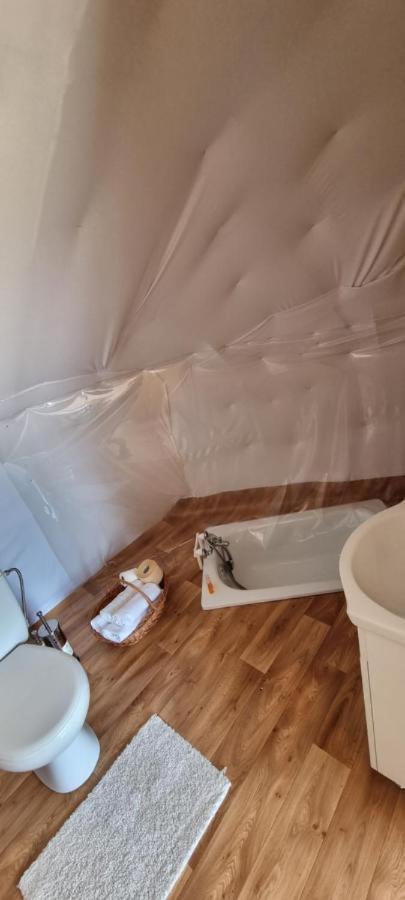 Sunrise Glamping Retreat Hotel Galesu Bagian luar foto
