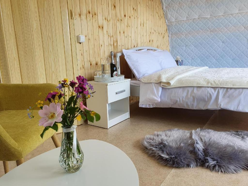 Sunrise Glamping Retreat Hotel Galesu Bagian luar foto
